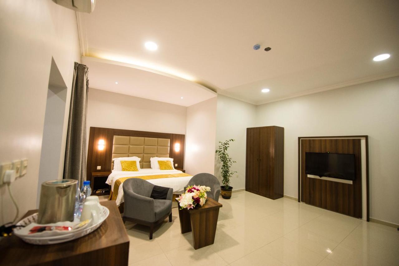 Al Nakhla Aparthotel 호푸프 외부 사진
